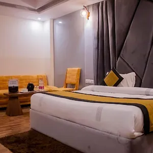4* Hotel Airport