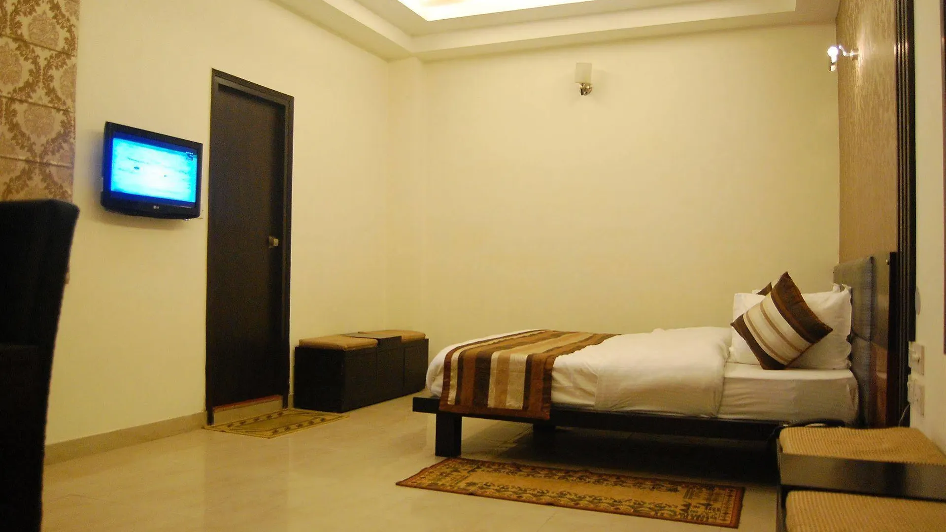 ***  Hotel Delhi Aerocity, Nh 48 New Delhi India